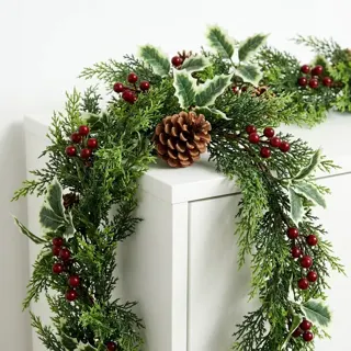 Christmas Pine Garland with Red Berries, 2 m