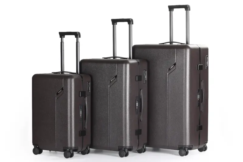 Hardshell Spinner Luggage Sets in Seven Colours