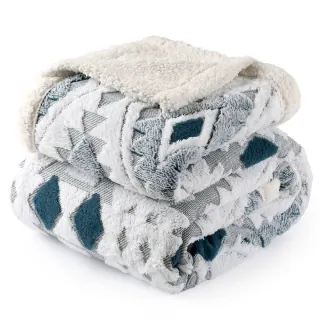 Grey Diamond Pattern Faux Fur Sherpa Blanket