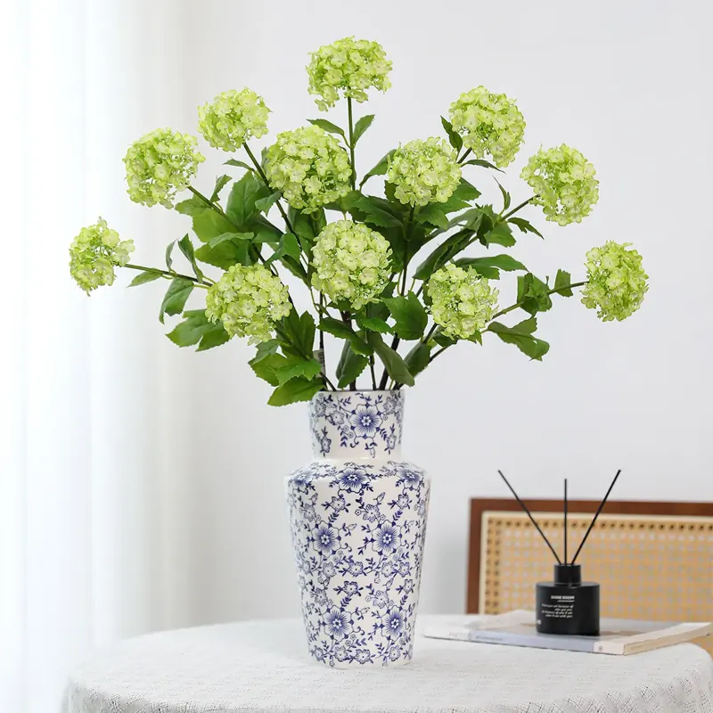 Silk Hydrangea Stem, 67 cm